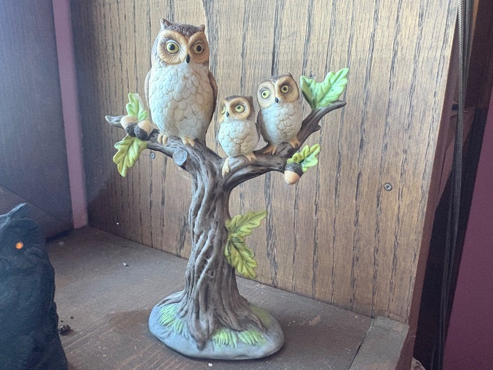 1983 Enesco Owl Family in Oak Tree Figurine