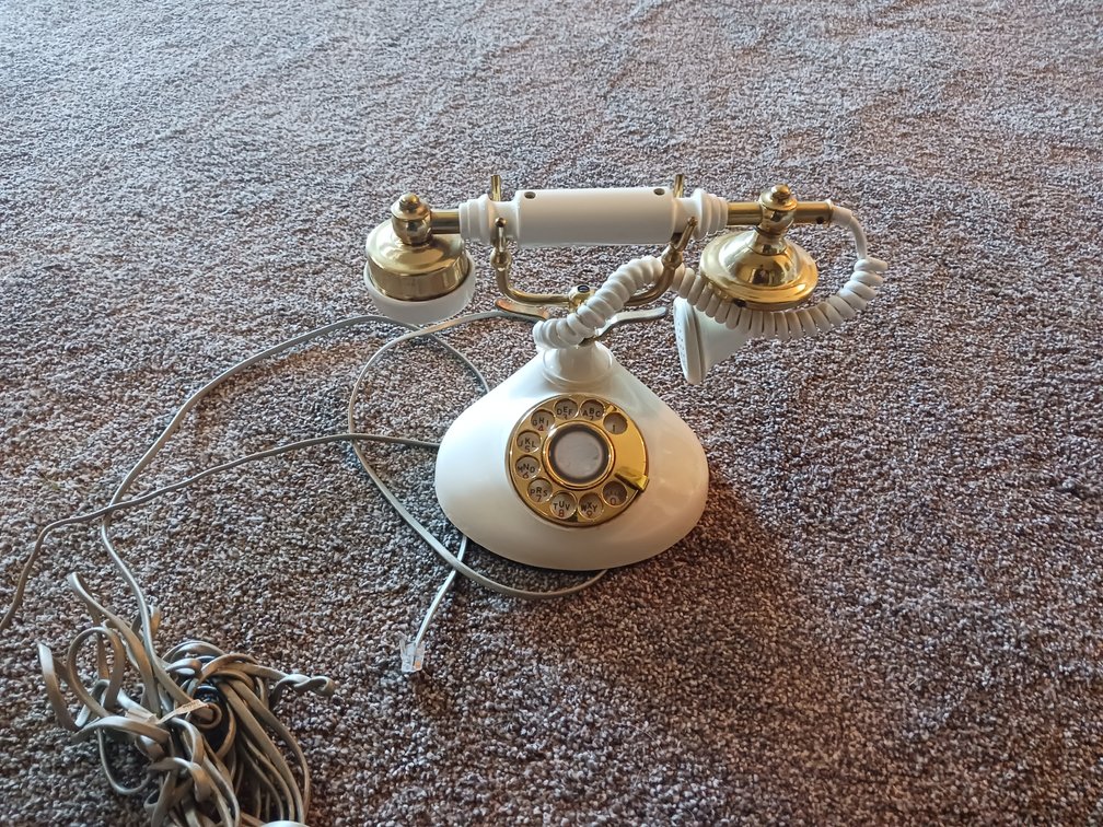 French-Style Rotary Desk Telephone