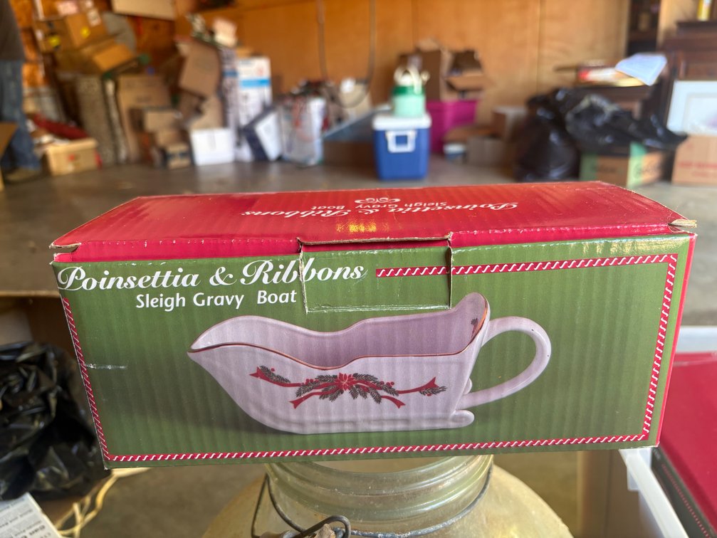 Poinsettia & Ribbons Sleigh Gravy Boat