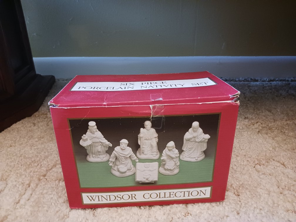 Windsor Collection Porcelain Nativity Set