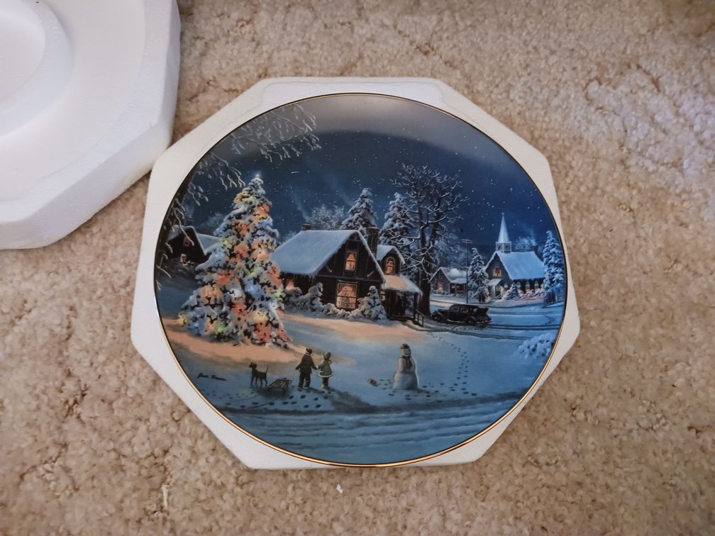 "Oh Christmas Tree" Collector Plate