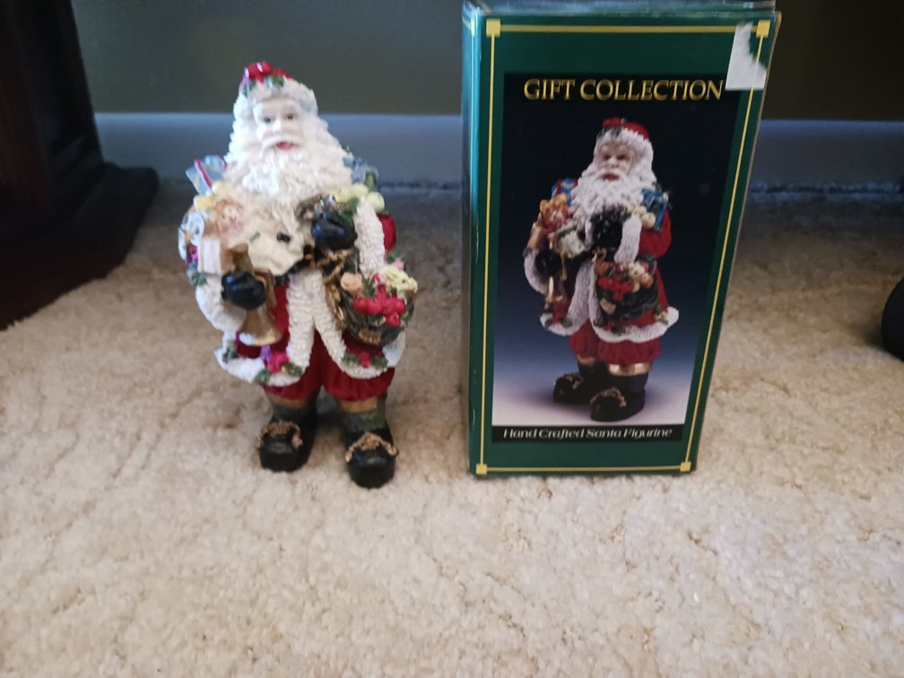 Gift Collector Santa Figurine