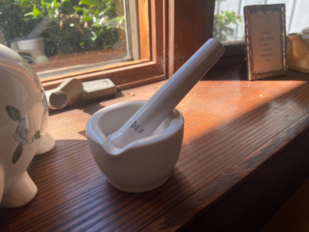 White Porcelain Mortar & Pestle Set