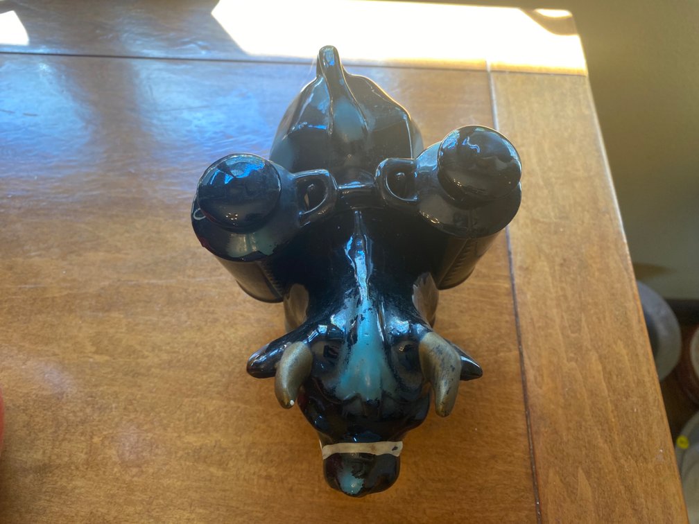 Ceramic Bull S&P Shakers Set