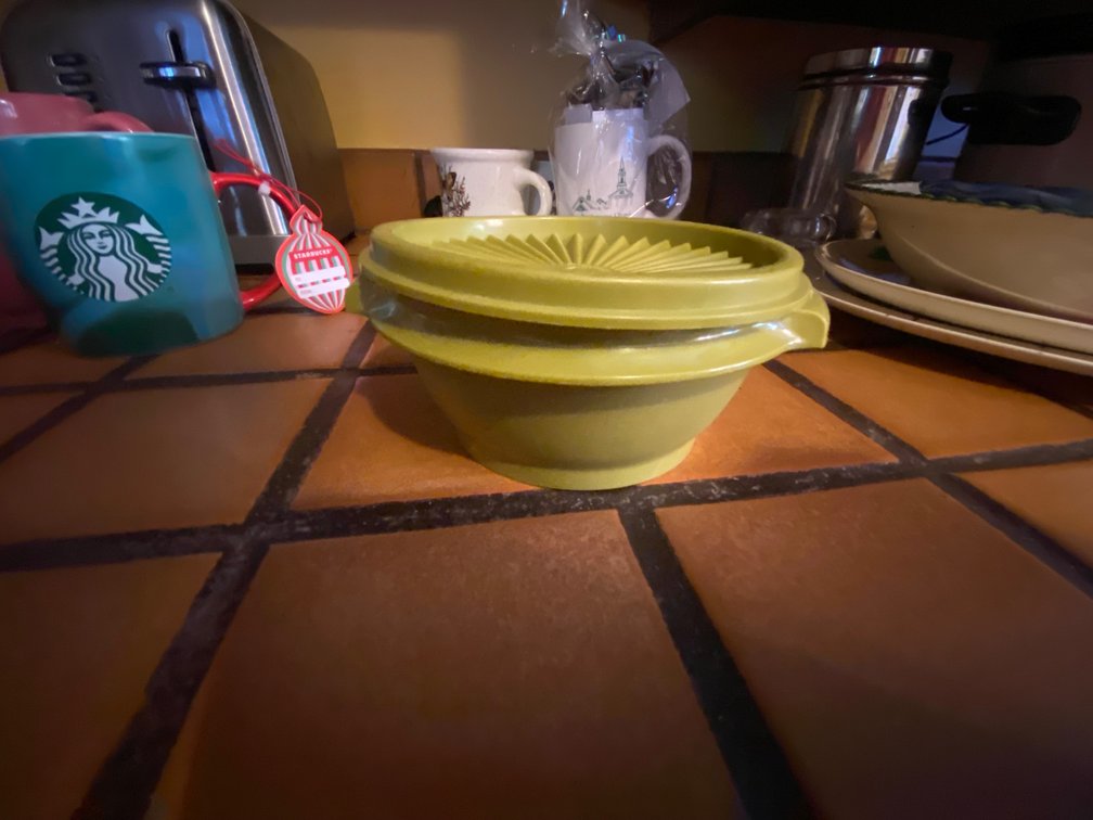 Tupperware Servalier Bowl