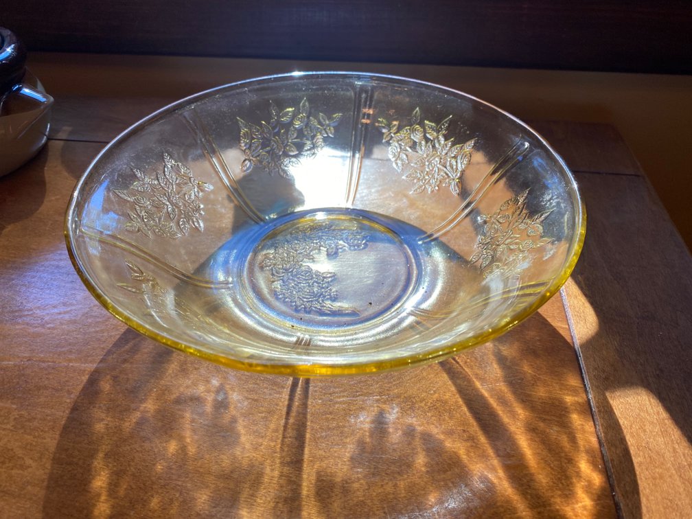 1930s Cabbage Rose Amber-Yellow Serving Bowl