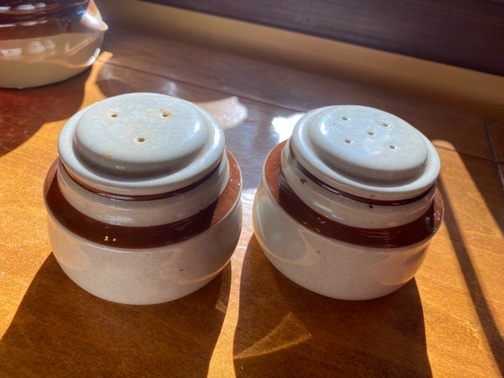 Ceramic Beige/Brown Band S&P Shakers