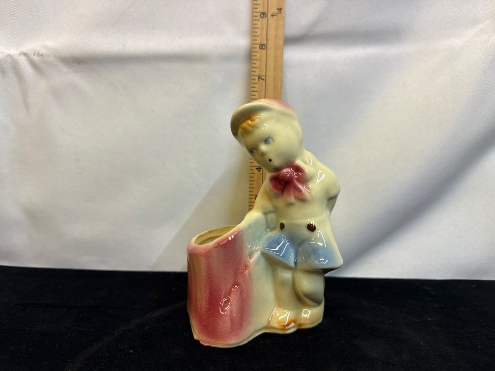 Vintage Shawnee Planter