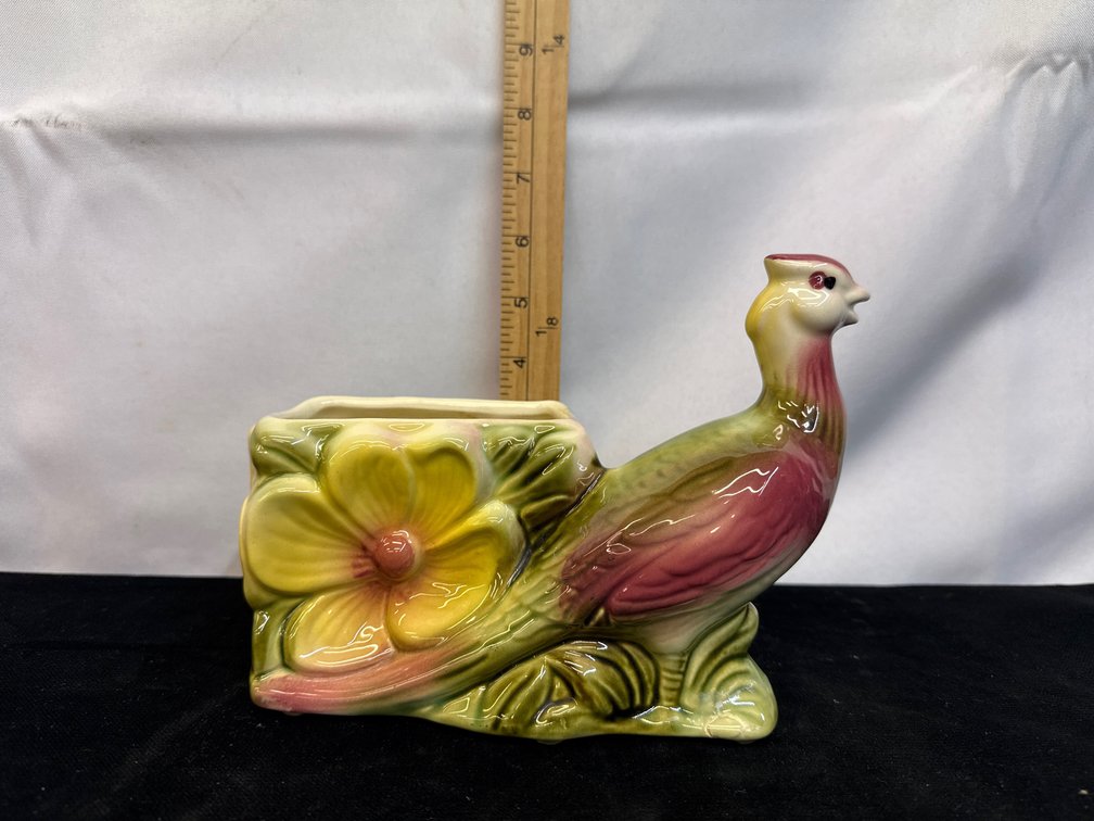Hull Pheasant Planter
