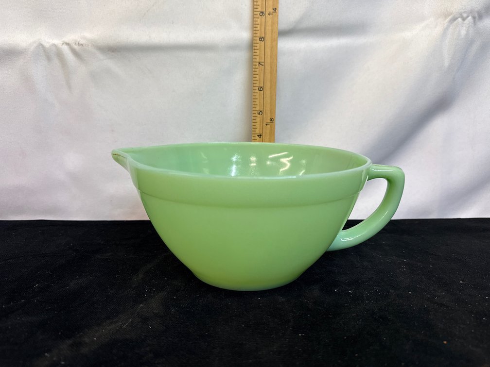 Fire-King Jadeite Mixing Bowl