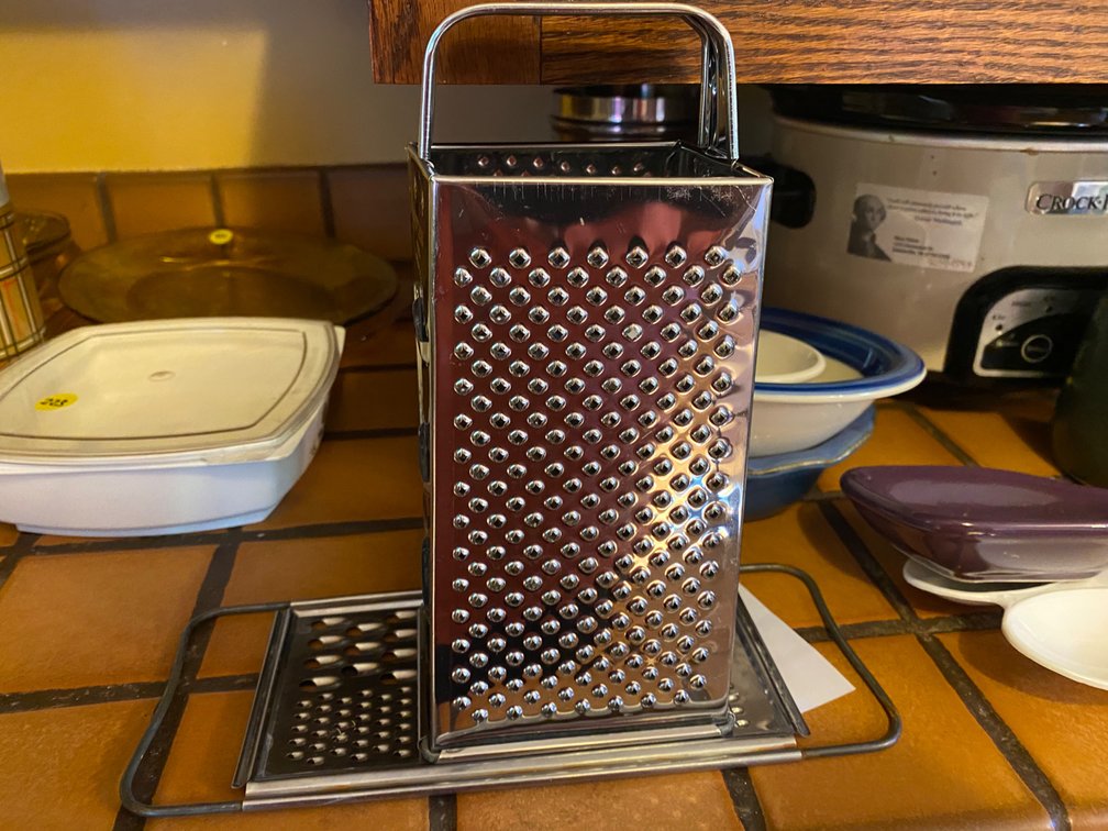 4-Sided Box Grater & Flat Shredder/Grater
