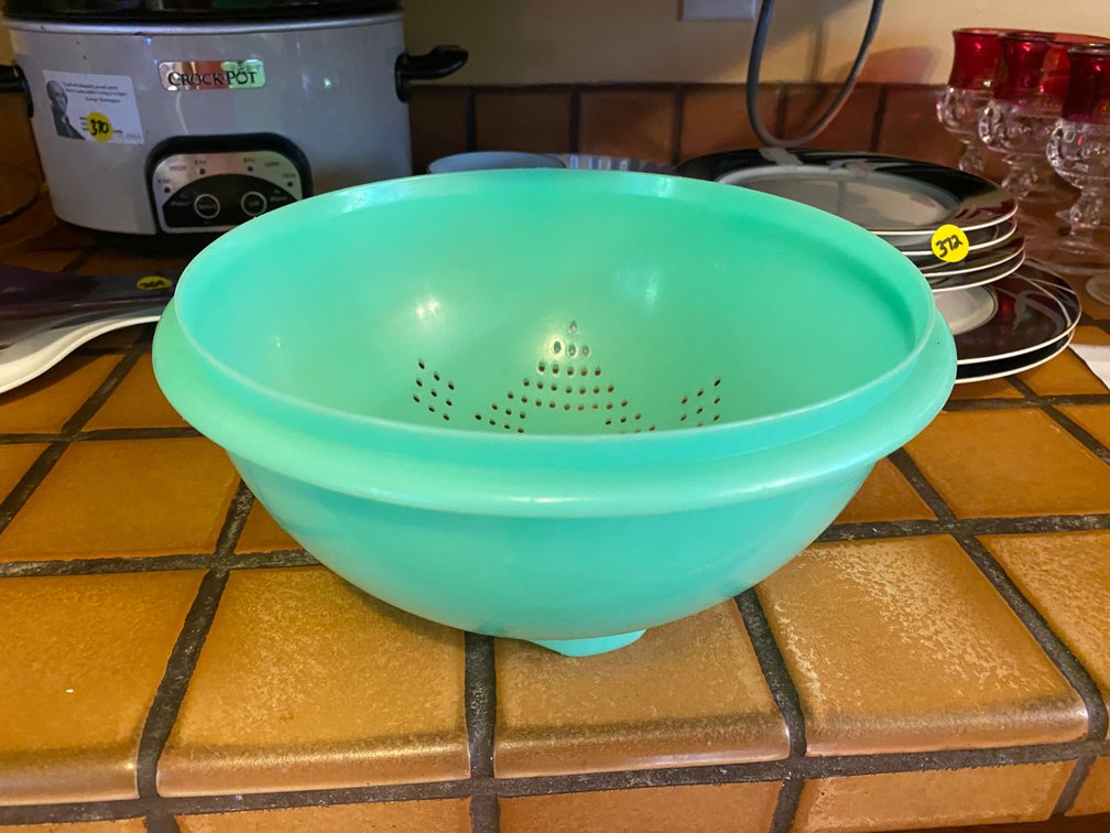 Tupperware Jadeite Green Strainer Bowl
