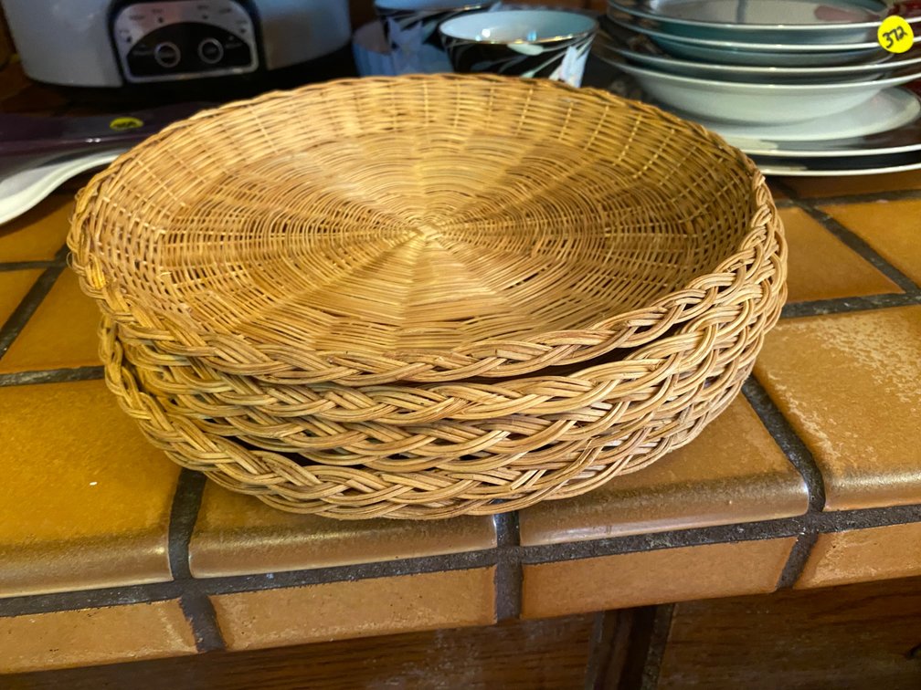 Woven Wicker Paper Plate Holders