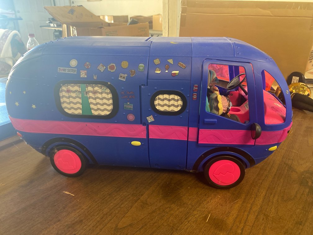 LOL Surprise! OMG 4-in-1 Camper