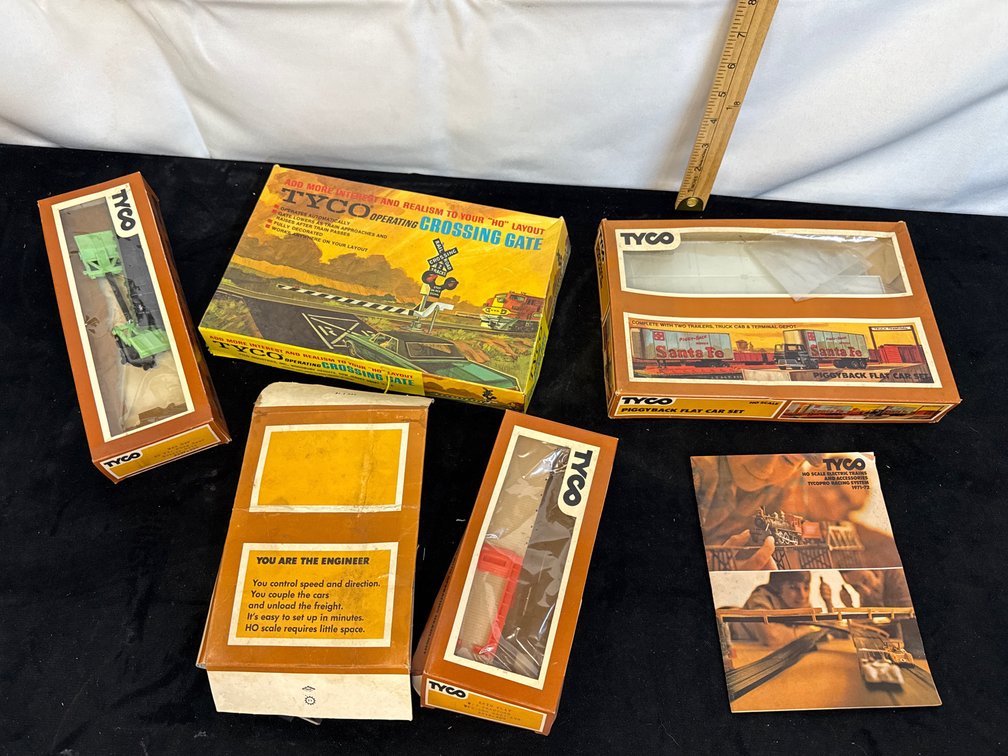 Tyco Train Lot