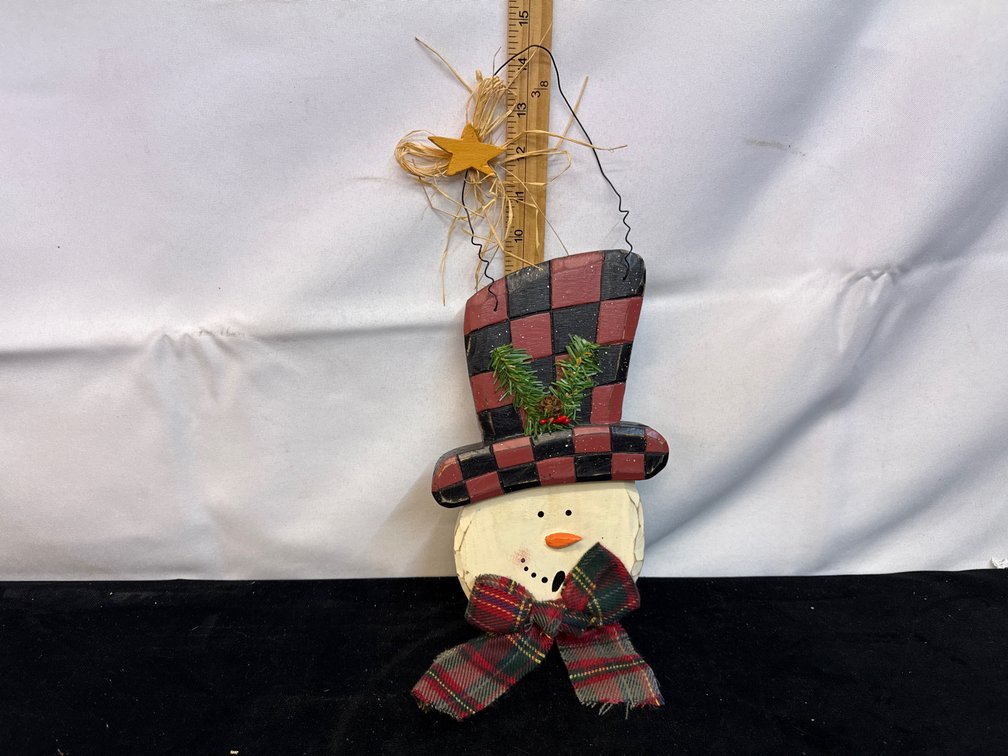 Wooden Snowman Wall Hanger
