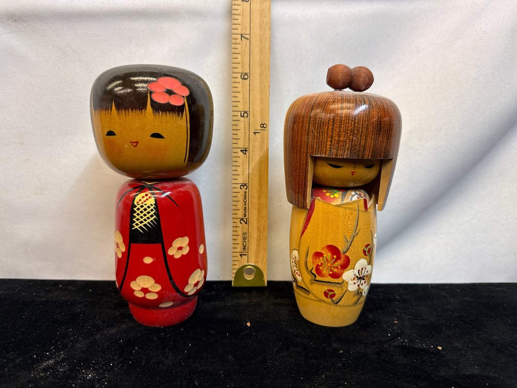 Sosaku Wooden Kokeshi Dolls