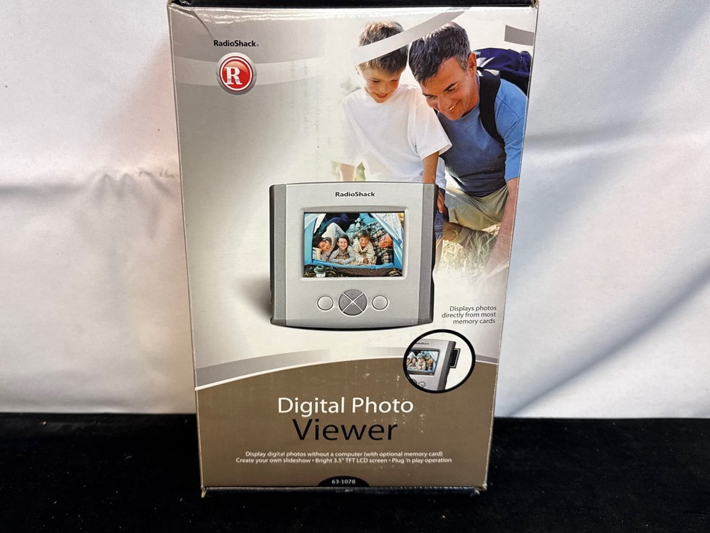 Digital Photo Viewer