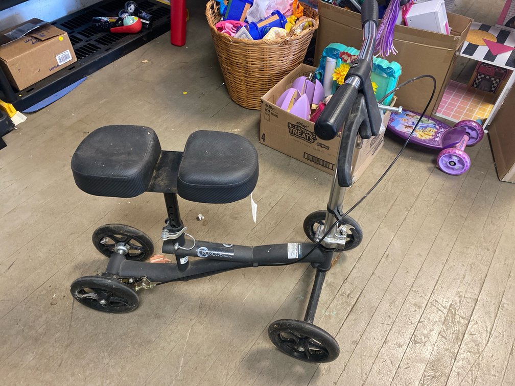 Knee Scooter