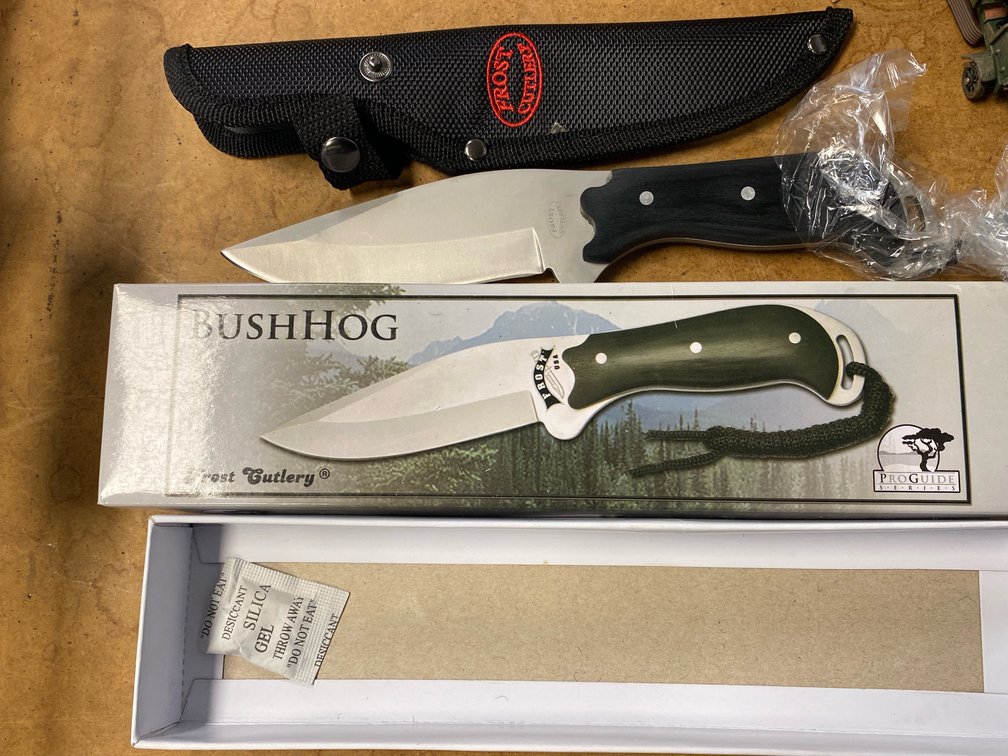 Frost Cutlery Bush Hog Hunting Knife