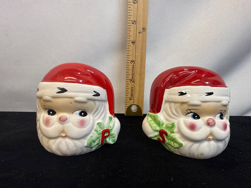 Christmas Salt & Pepper Shakers