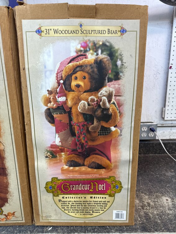 31” Woodland Sculptured Bear