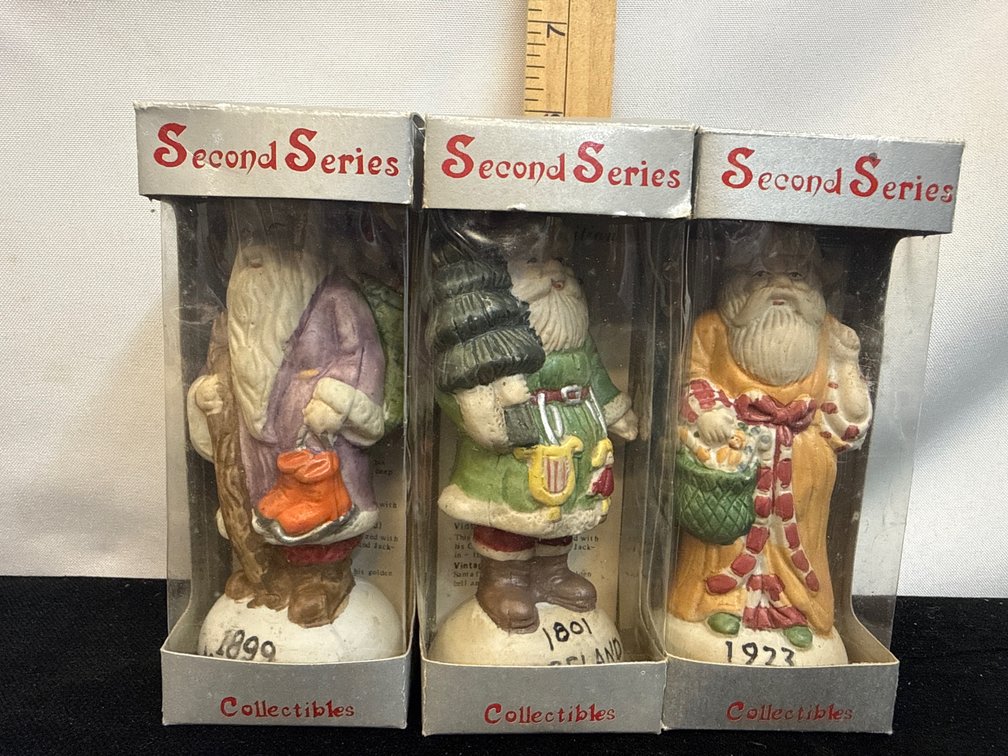 Vintage Santa Figurines