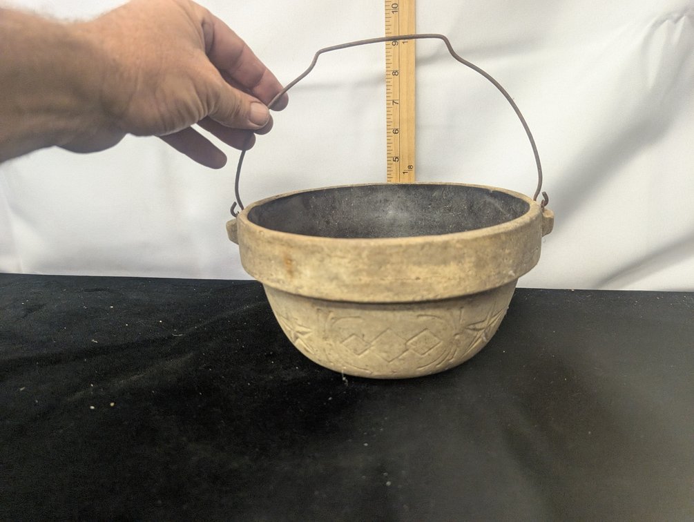 Vintage Star Fire Clay Bean Pot