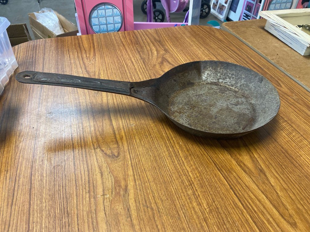 Vintage Cold Handle Skillet