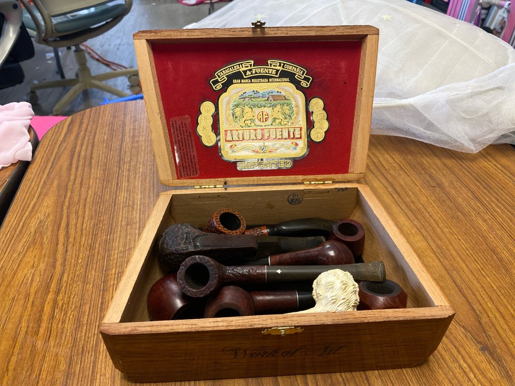 Misc. Pipes w/Wooden Cigar Box