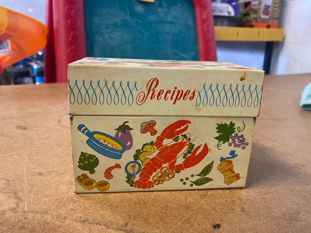 Vintage Metal Recipe Box
