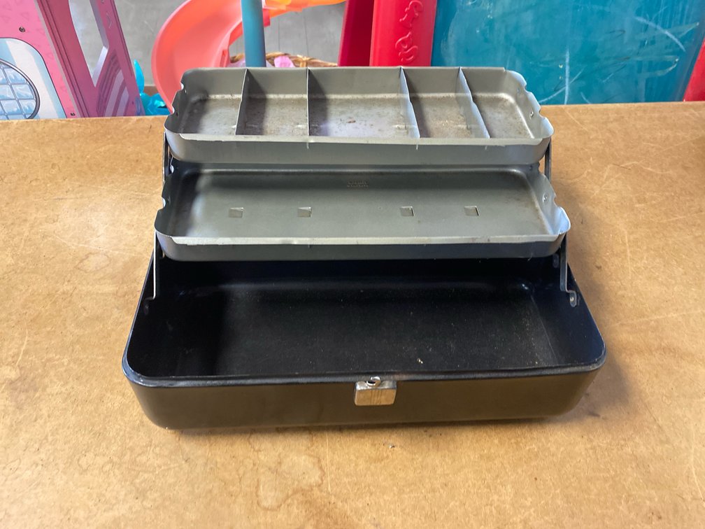 Metal Tackle/Tool Box