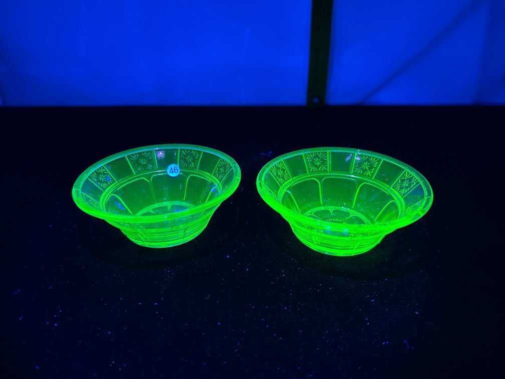 1930s Doric Uranium Glass 4" Dessert Bowl