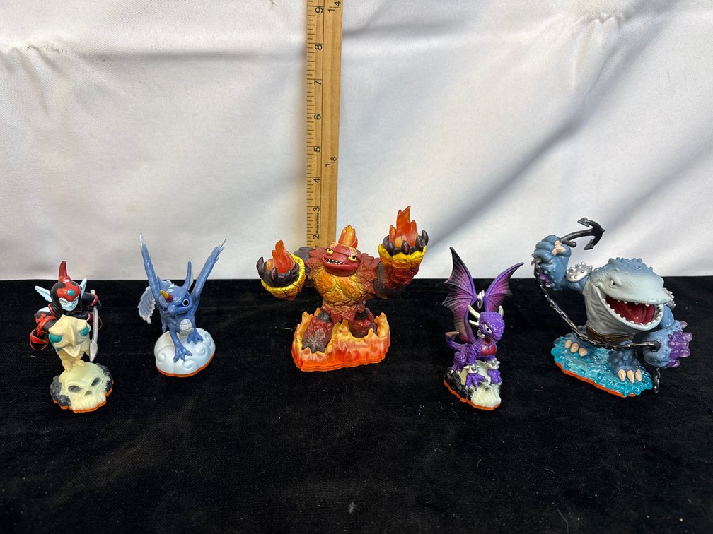 Skylanders Activision Figures