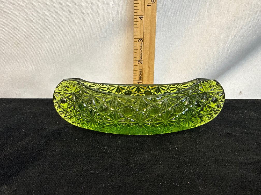 Avocado Glass Canoe