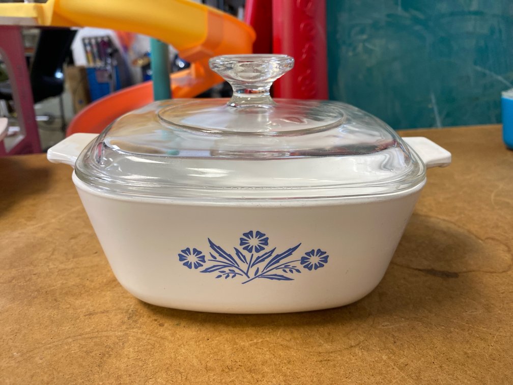 CorningWare Blue Cornflower Casserole Dish w/Lid