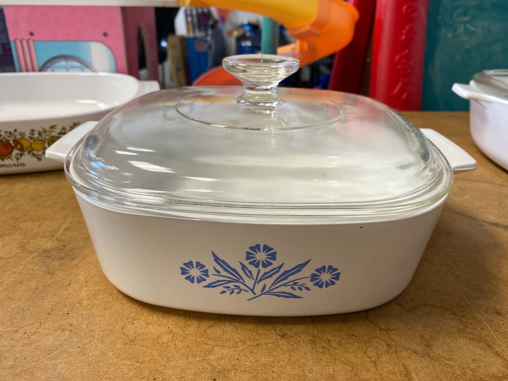 CorningWare Blue Cornflower Casserole Dish w/Lid