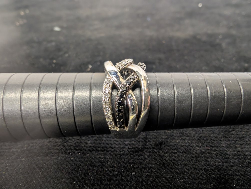 Unmarked Ring