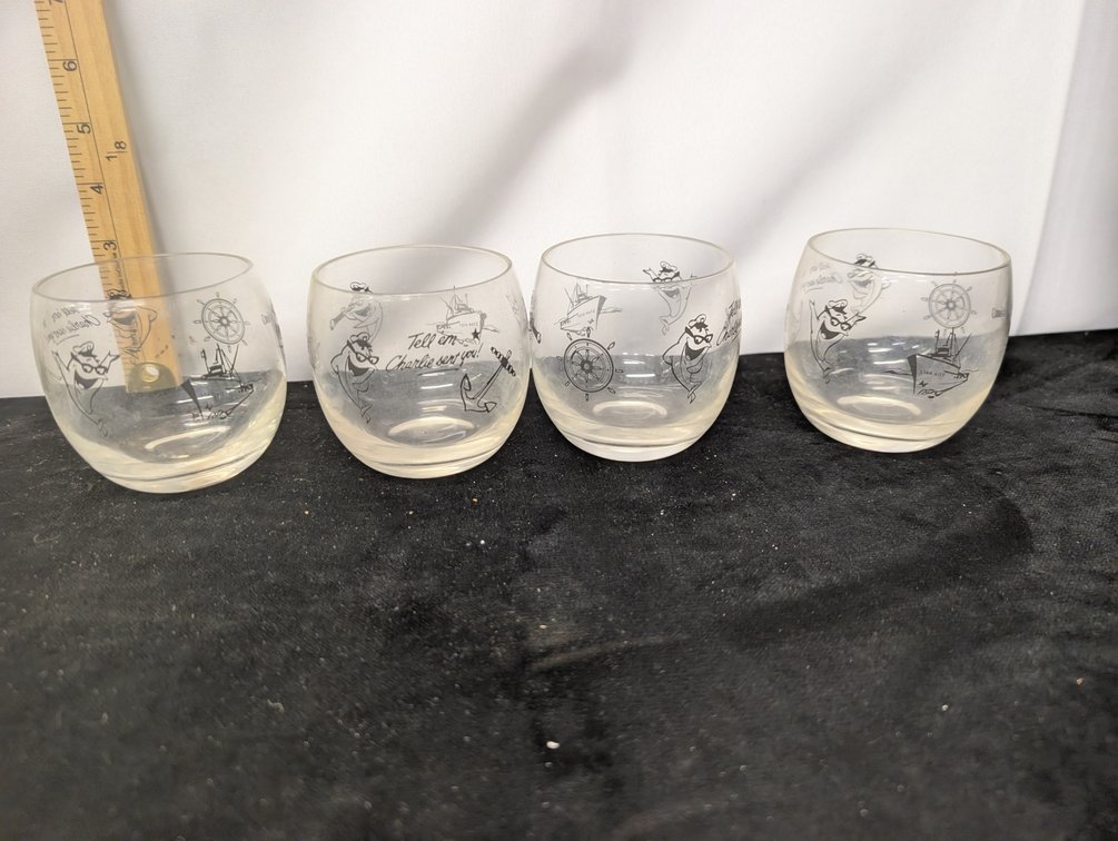 Extremely Rare 1970s Star Kist Charlie Drinking Glasses