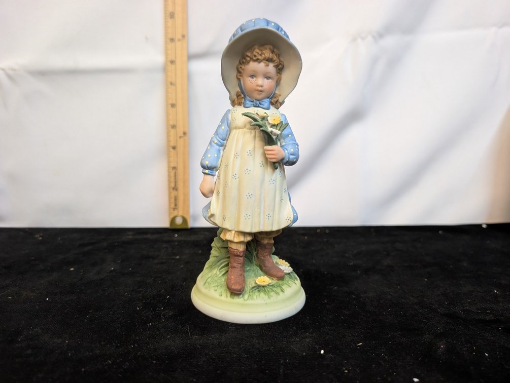 Vintage Holly Hobbie Figurine