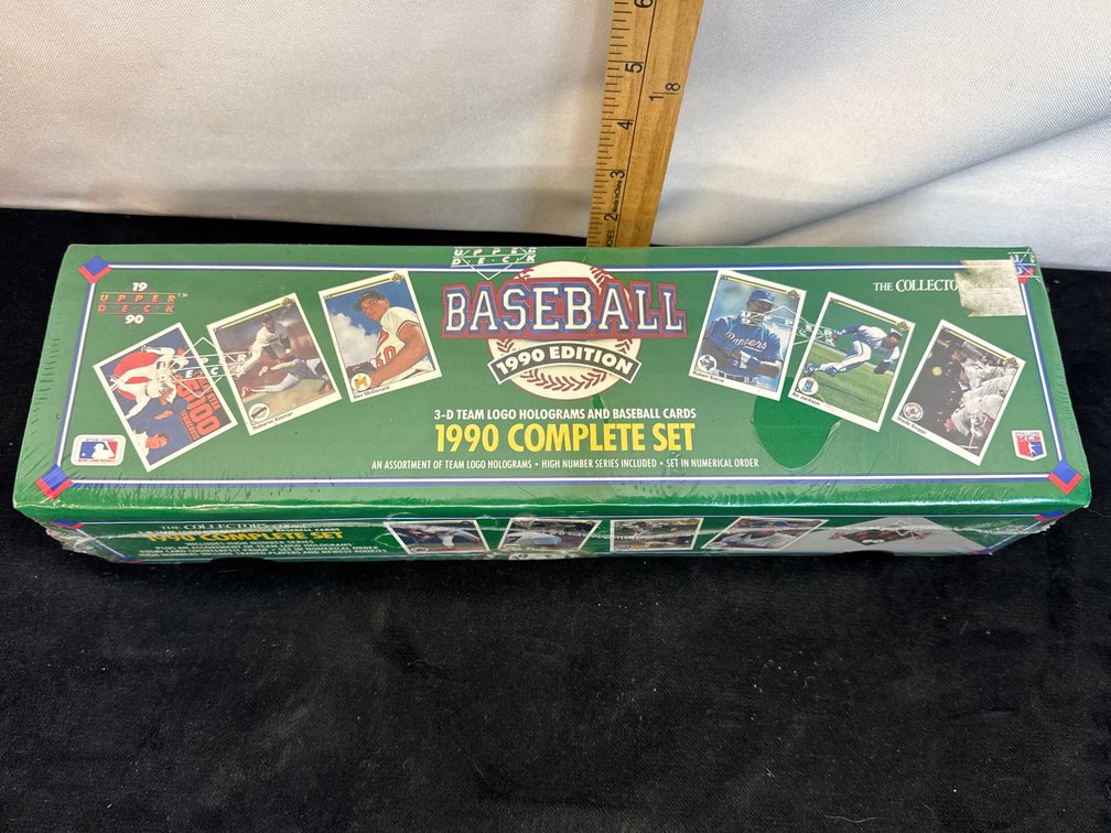 SEALED 1990 Upper Deck Baseball Cards