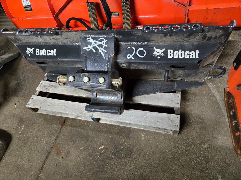 Bobcat Quick-Attach Plate
