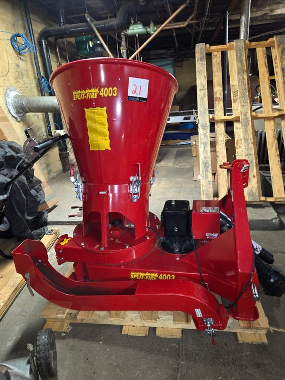 Split-Fire 4003 3-Point Hitch Wood Chipper