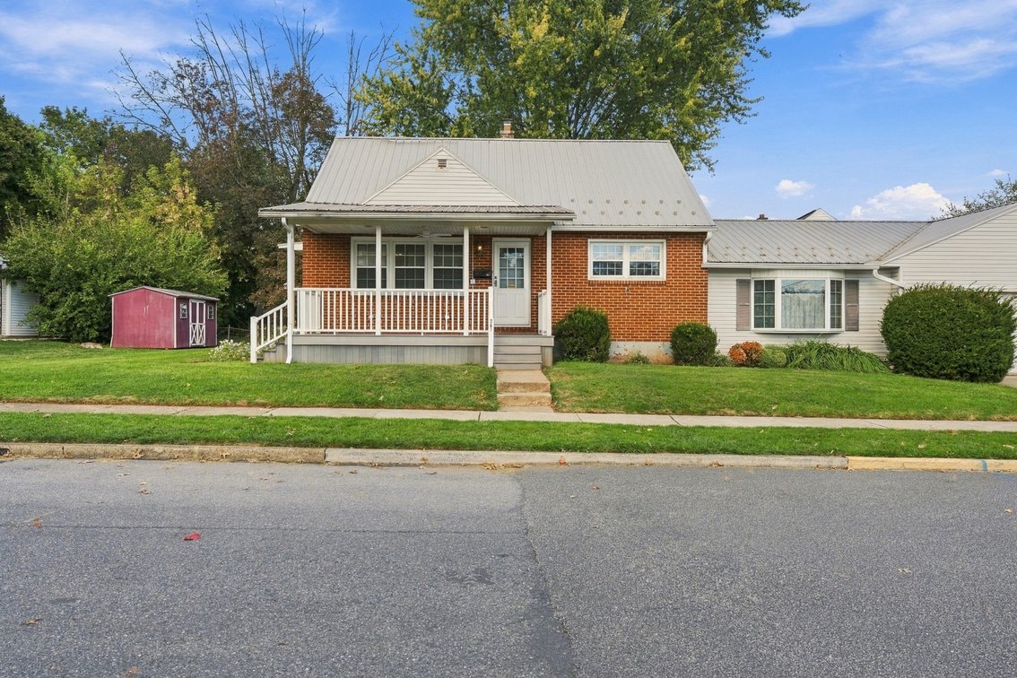BID HERE: 361 E. Roosevelt Ave. (Click HERE to Expand and View Documents)