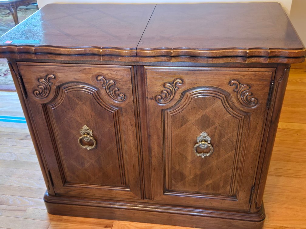 Thomasville Pecan Finish Server-DR