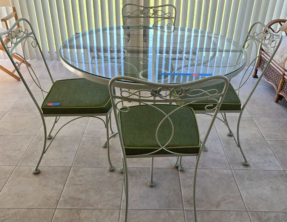 MCM Wrought Iron Table/Chair Set-Snrm