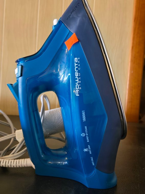 Rowenta Electric Iron-Gar