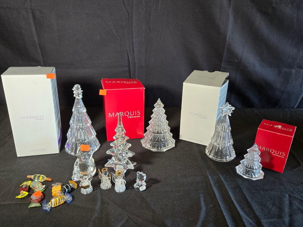 Tray Lot Decorative Glassware