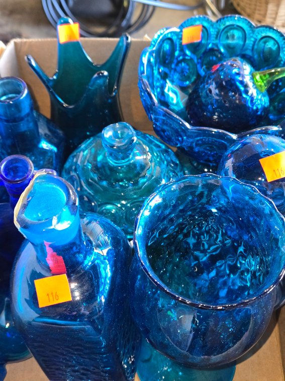 Tray Lot Blue Glassware-Gar