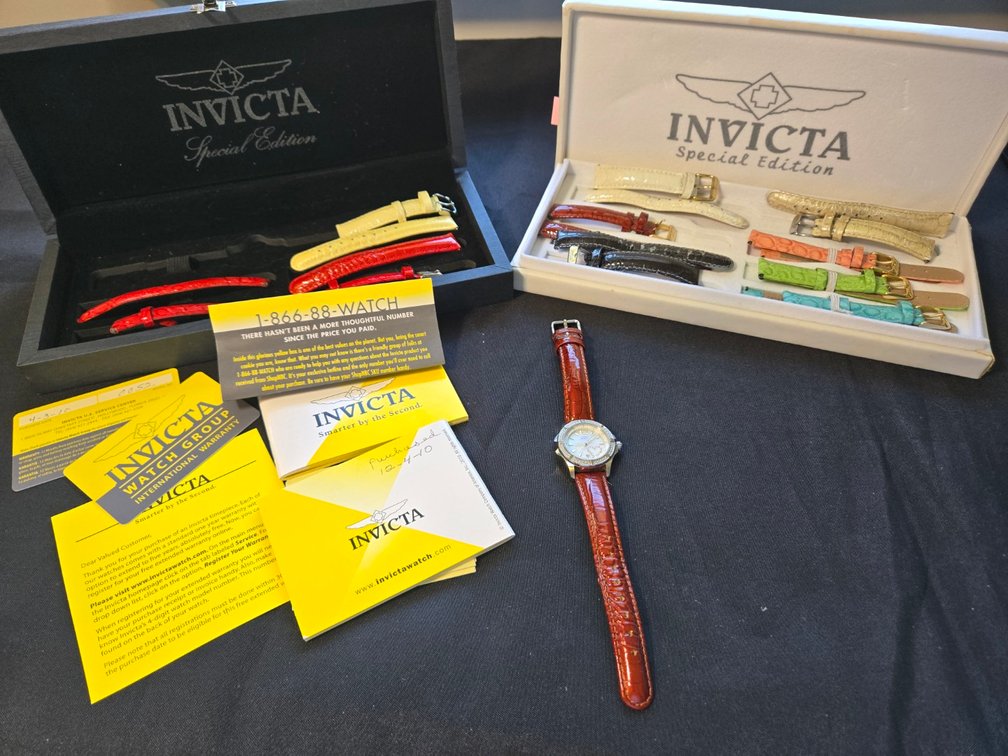 Invicta Watch Set w/Interchangeable Bands-Gar
